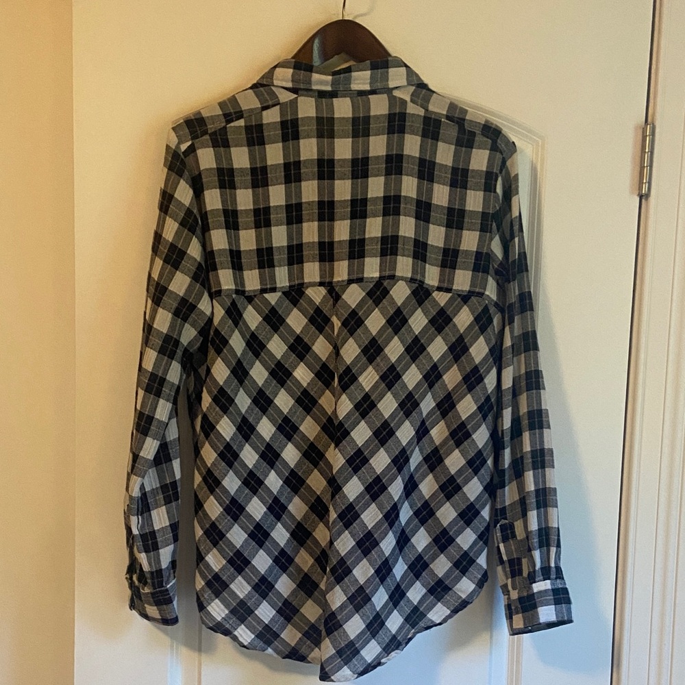 Free People Black and White Checkered Shirt
Size M - Picture 8 of 9